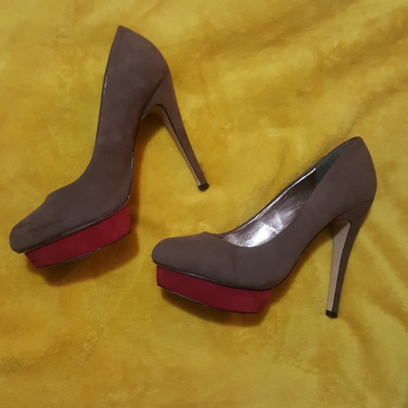 Dolce Vita Shoes - SALE‼️ Dolce Vita suede platform heels